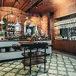 Altus Palace - Destigo Breslavia