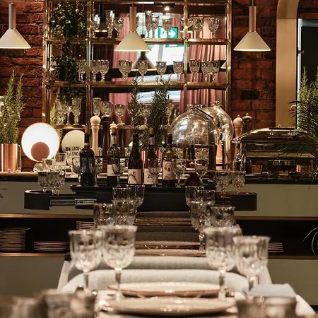 Szálloda Altus Palace - Destigo Wrocław