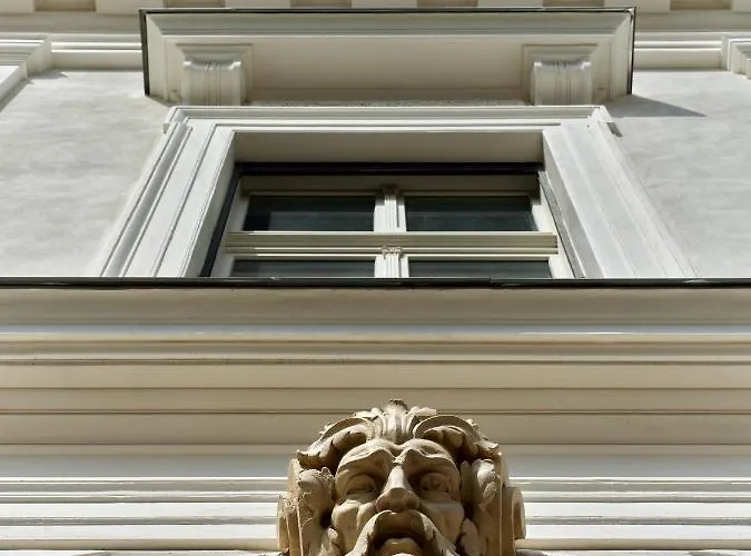 Altus Palace - Destigo Wrocław