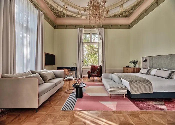 Altus Palace - Destigo Wrocław