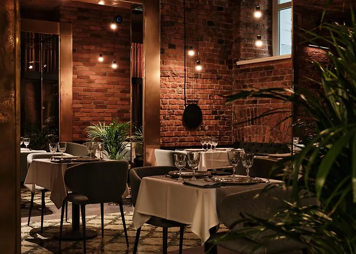 Altus Palace - Destigo Szálloda