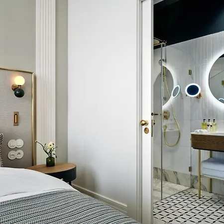 Altus Palace - Destigo Hotell Wrocław