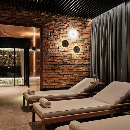 Altus Palace - Destigo Hotel 5*