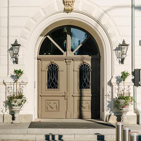 Hotel Altus Palace - Destigo 5*