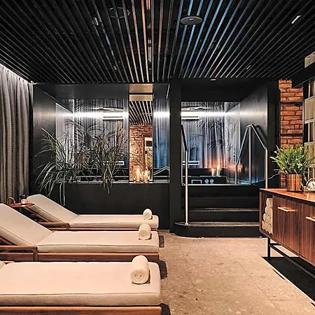Altus Palace - Destigo Hotel