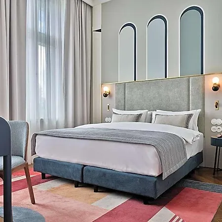 Hotel Altus Palace - Destigo