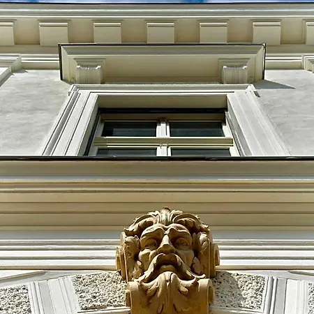 Altus Palace - Destigo 5* Breslavia