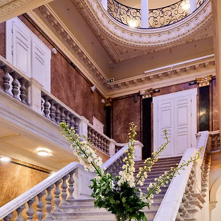 Altus Palace - Destigo Hotel