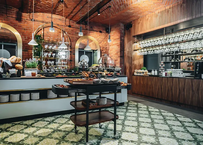 Altus Palace - Destigo فروتسواف