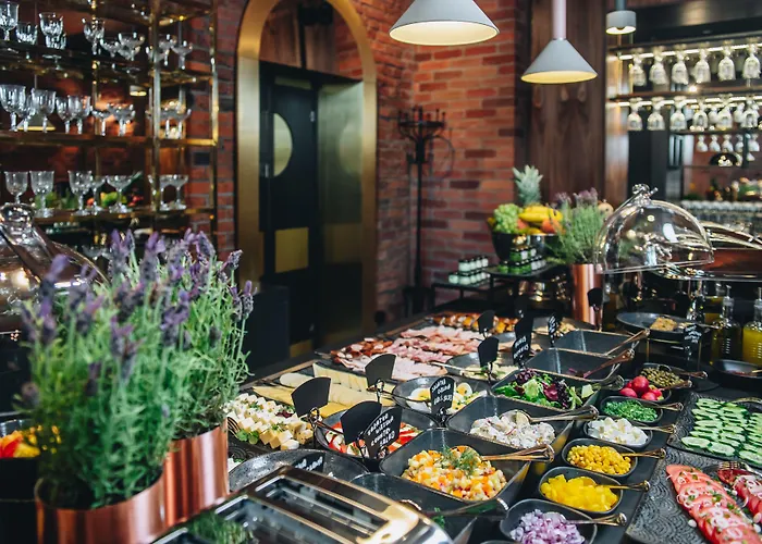 Altus Palace - Destigo فروتسواف